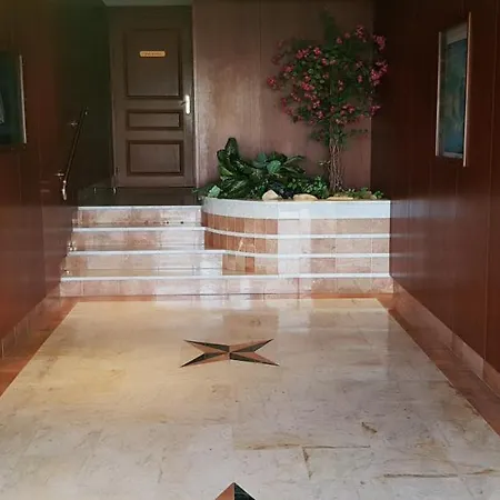 Cassiopee Ii Appt Classe 3 Etoiles 2 Terrasse Garage * 莱萨布勒-多洛讷